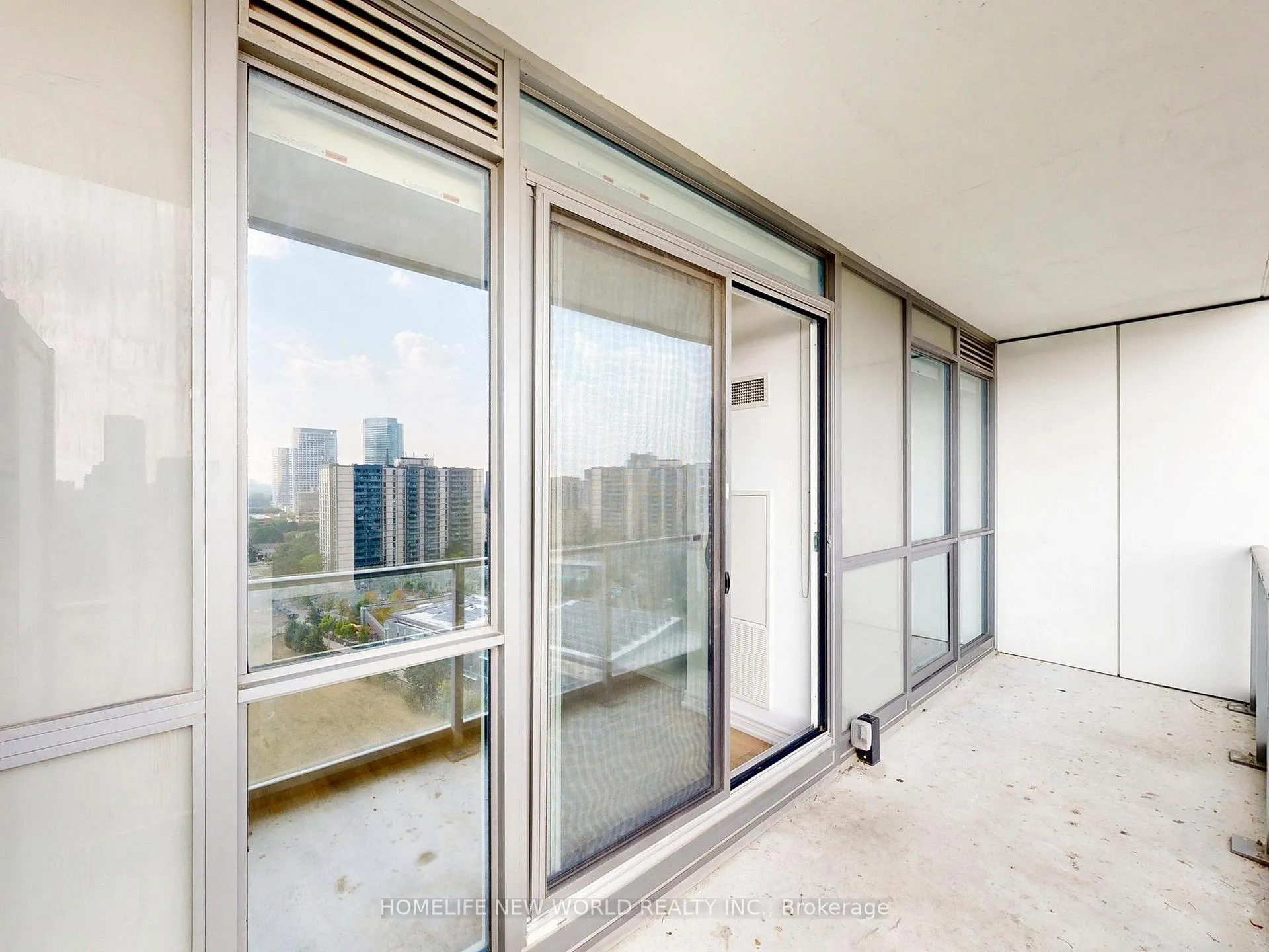Photo 33 of Unit 1306, 32 Forest Manor Road, North York, Henry Farm — HOMEH