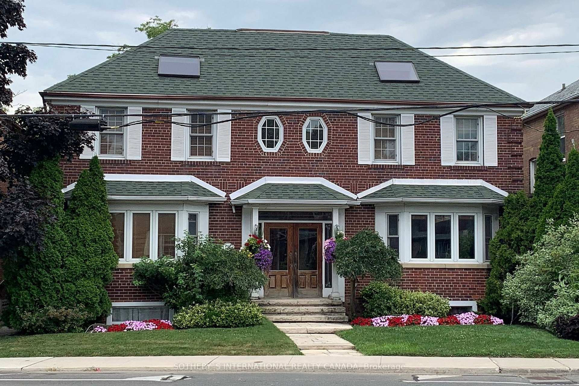 Photo 1 of 1230 Avenue Road, Toronto, Lawrence Park South — HOMEH