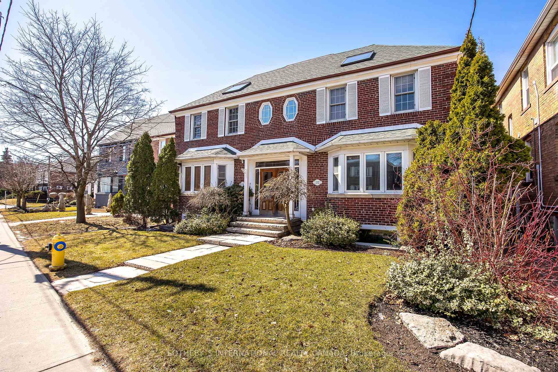 Photo 2 of 1230 Avenue Road, Toronto, Lawrence Park South — HOMEH