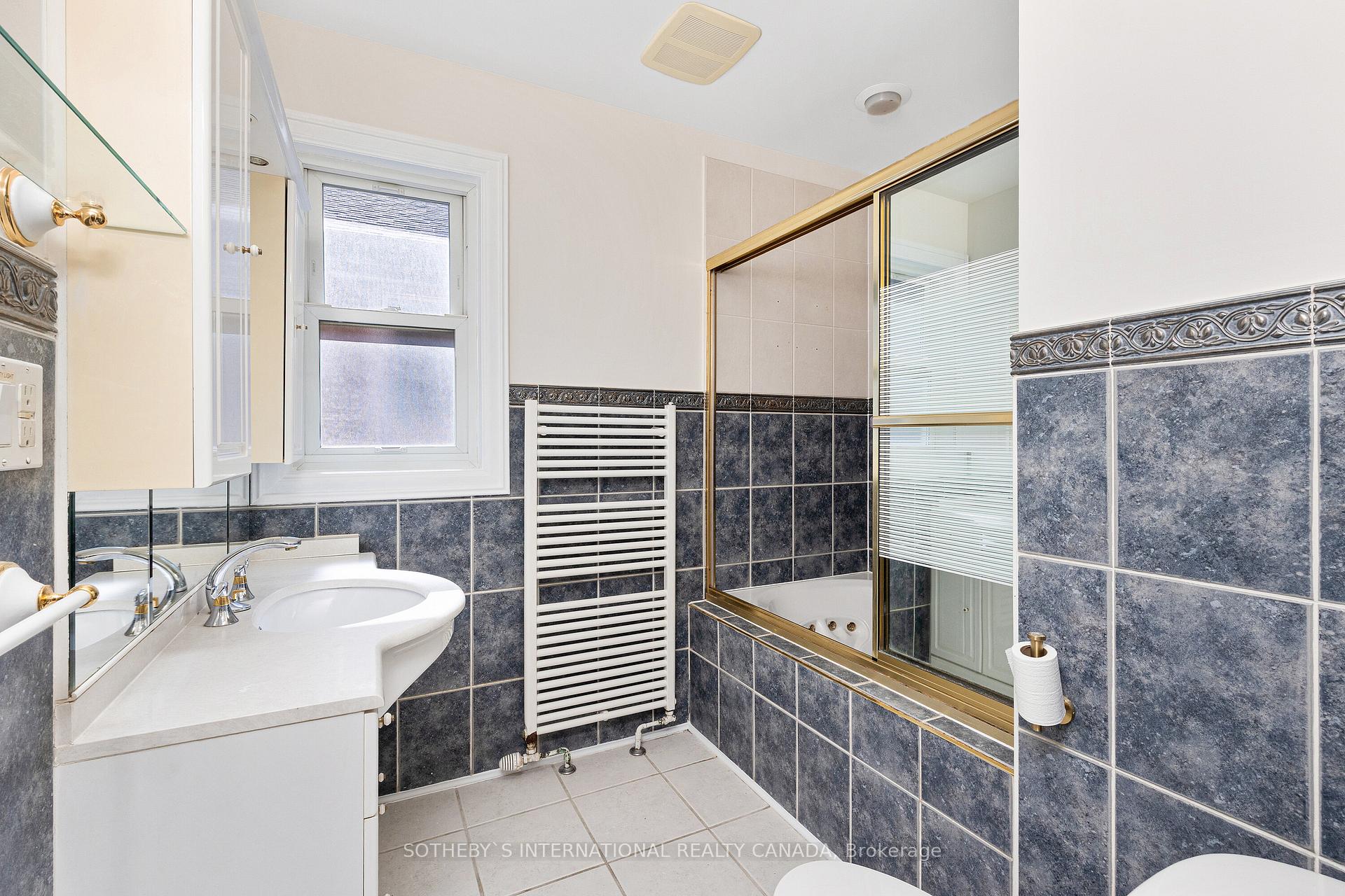 Photo 17 of 1230 Avenue Road, Toronto, Lawrence Park South — HOMEH