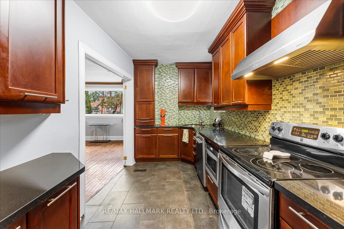 Photo 10 of 169 Ashdale Avenue, Toronto, Greenwood-Coxwell — HOMEH