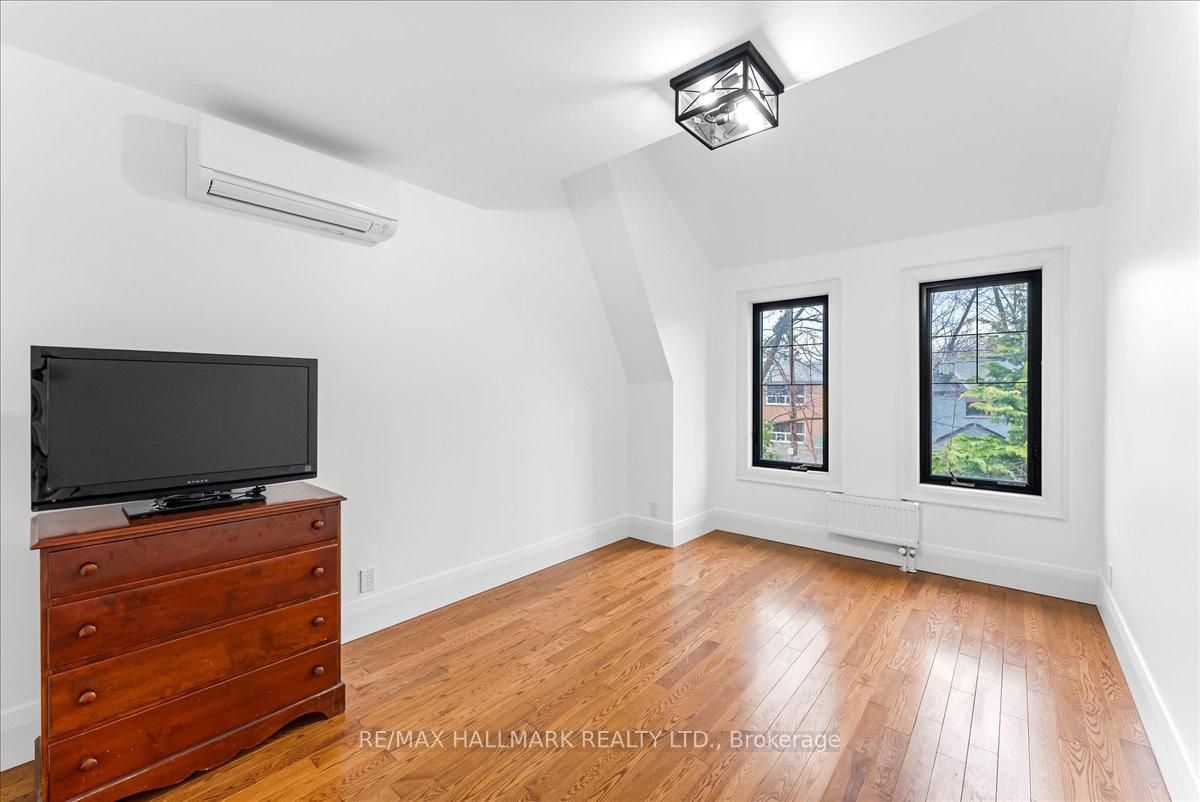Photo 27 of 169 Ashdale Avenue, Toronto, Greenwood-Coxwell — HOMEH
