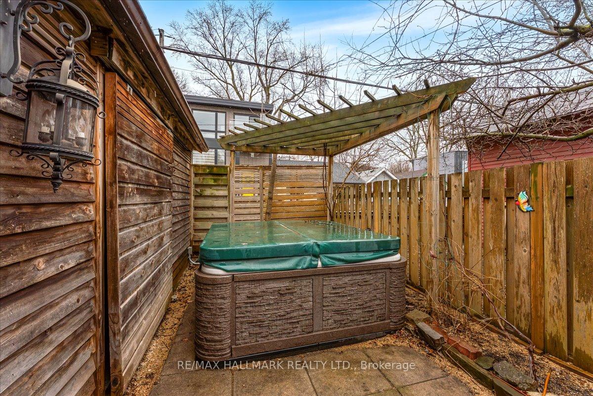 Photo 48 of 169 Ashdale Avenue, Toronto, Greenwood-Coxwell — HOMEH