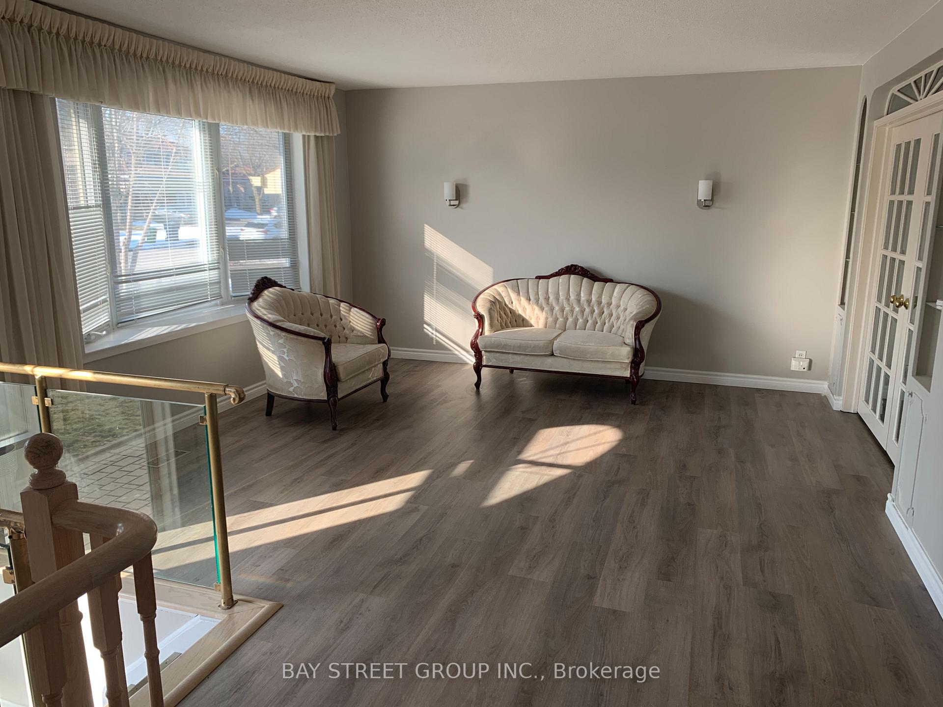 Photo 2 of Unit Upper, 24 Cross Hill Road, Scarborough, L'Amoreaux — HOMEH