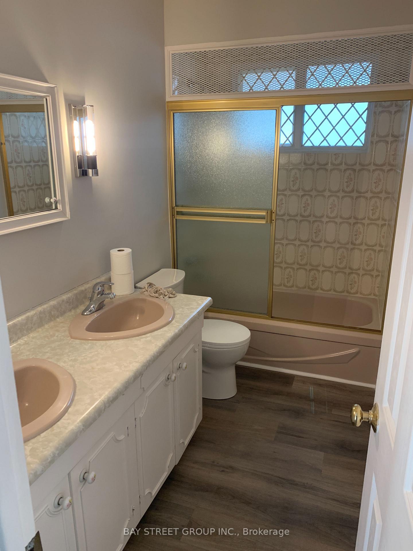 Photo 12 of Unit Upper, 24 Cross Hill Road, Scarborough, L'Amoreaux — HOMEH