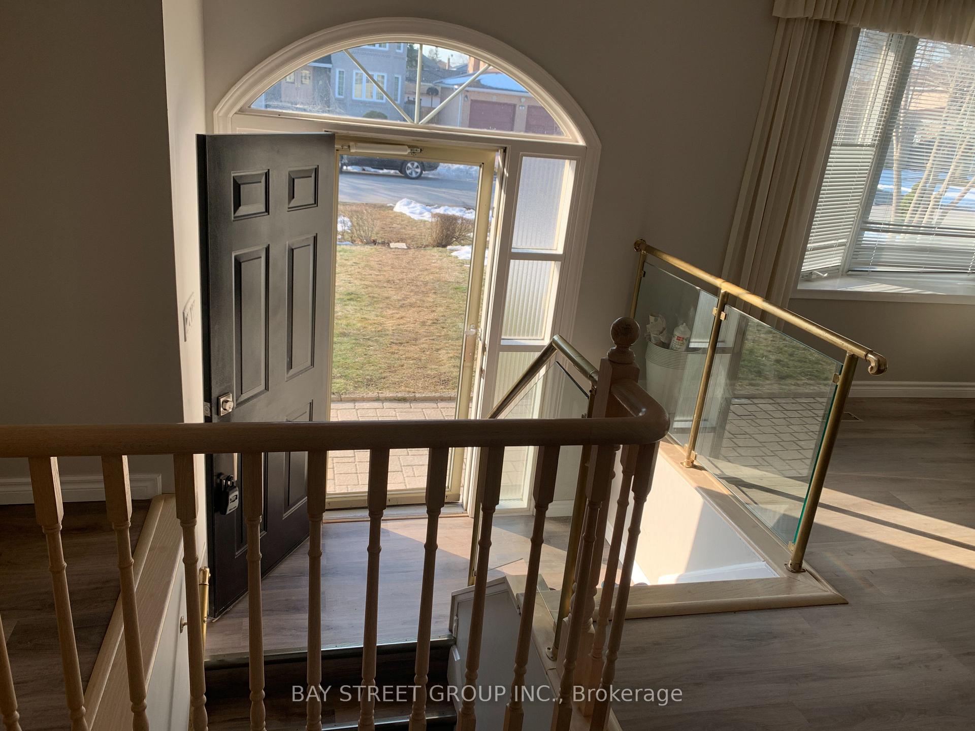 Photo 17 of Unit Upper, 24 Cross Hill Road, Scarborough, L'Amoreaux — HOMEH