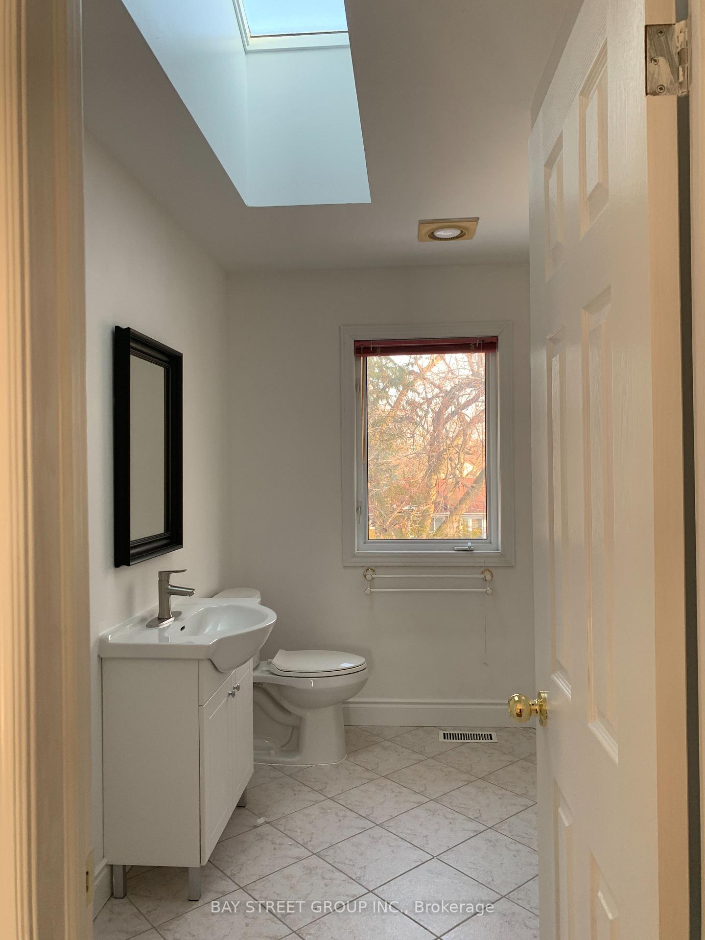 Photo 30 of Unit Upper, 24 Cross Hill Road, Scarborough, L'Amoreaux — HOMEH