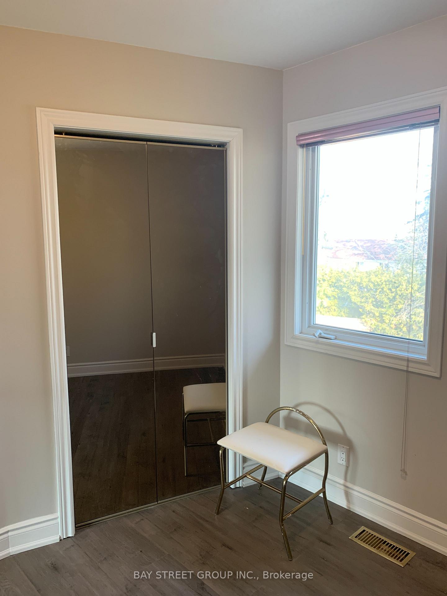Photo 35 of Unit Upper, 24 Cross Hill Road, Scarborough, L'Amoreaux — HOMEH