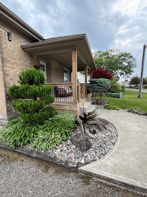 Photo 5 of 118 Scott Street, Strathroy-Caradoc, SE — HOMEH