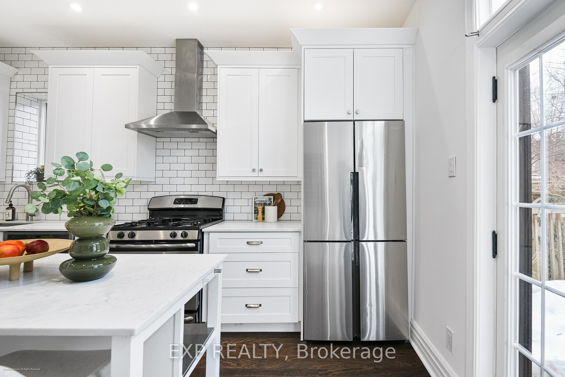 Photo 9 of 652 Ossington Avenue, Toronto, Palmerston-Little Italy — HOMEH