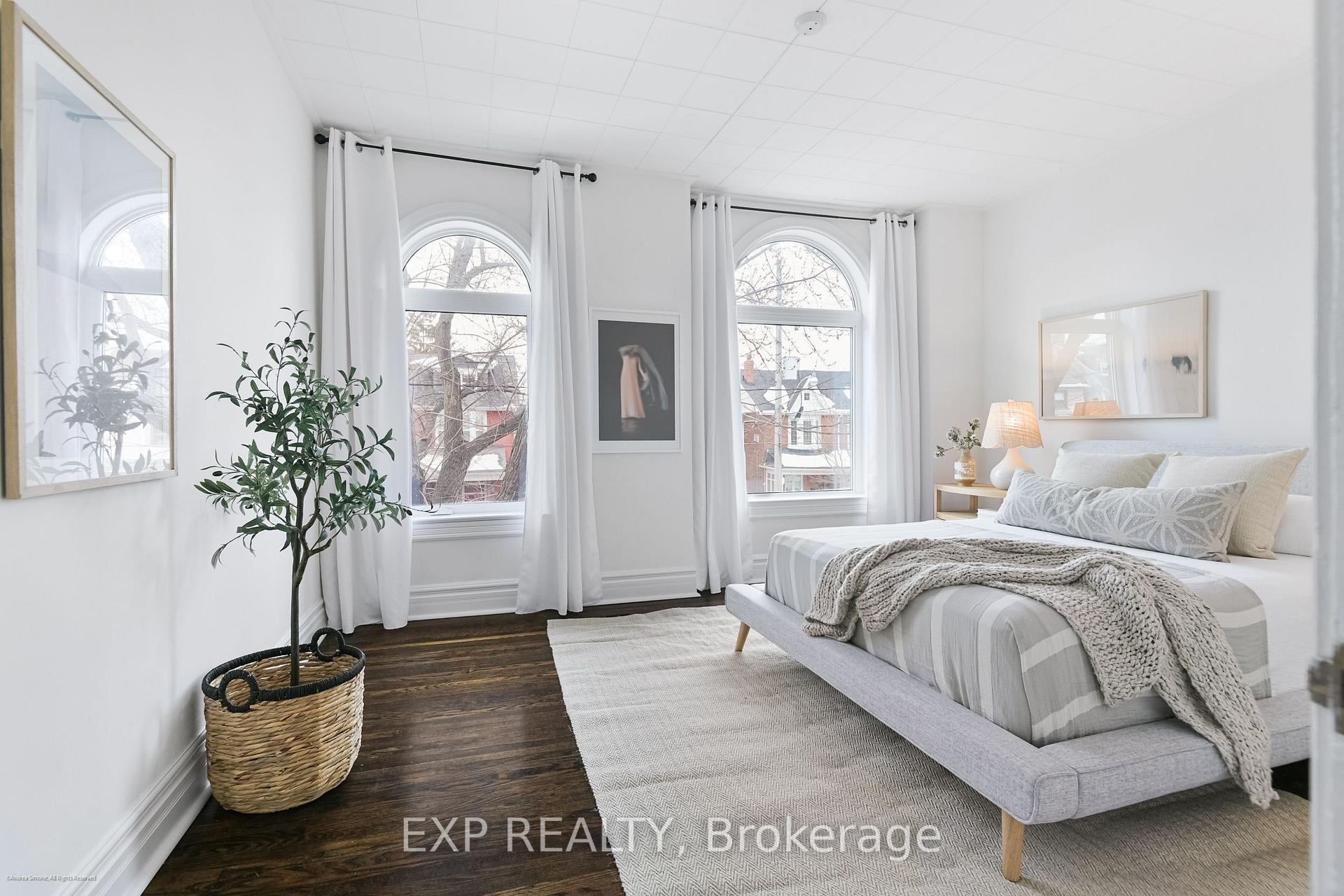 Photo 16 of 652 Ossington Avenue, Toronto, Palmerston-Little Italy — HOMEH
