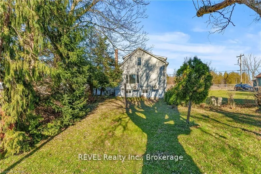 Photo 5 of 188 Niagara Falls Road, Thorold, Allanburg/Thorold South — HOMEH