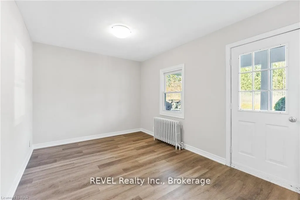 Photo 7 of 188 Niagara Falls Road, Thorold, Allanburg/Thorold South — HOMEH