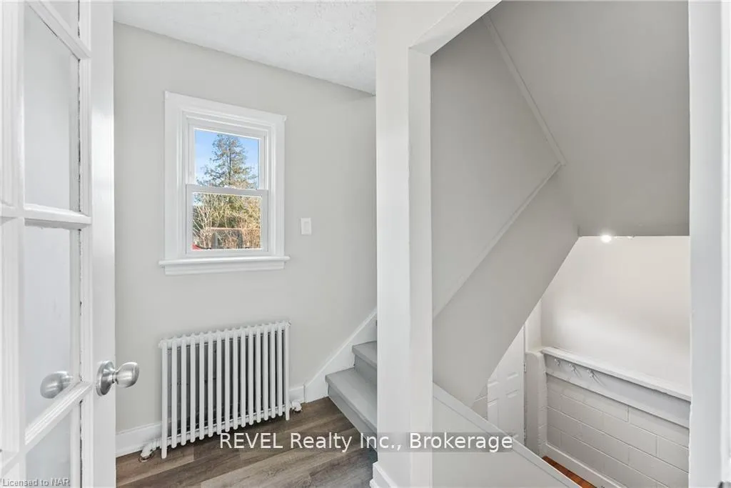 Photo 18 of 188 Niagara Falls Road, Thorold, Allanburg/Thorold South — HOMEH