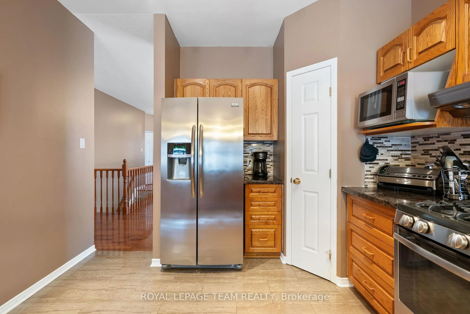 Photo 15 of 2180 Valin Street, Ottawa, Springridge/East Village — HOMEH
