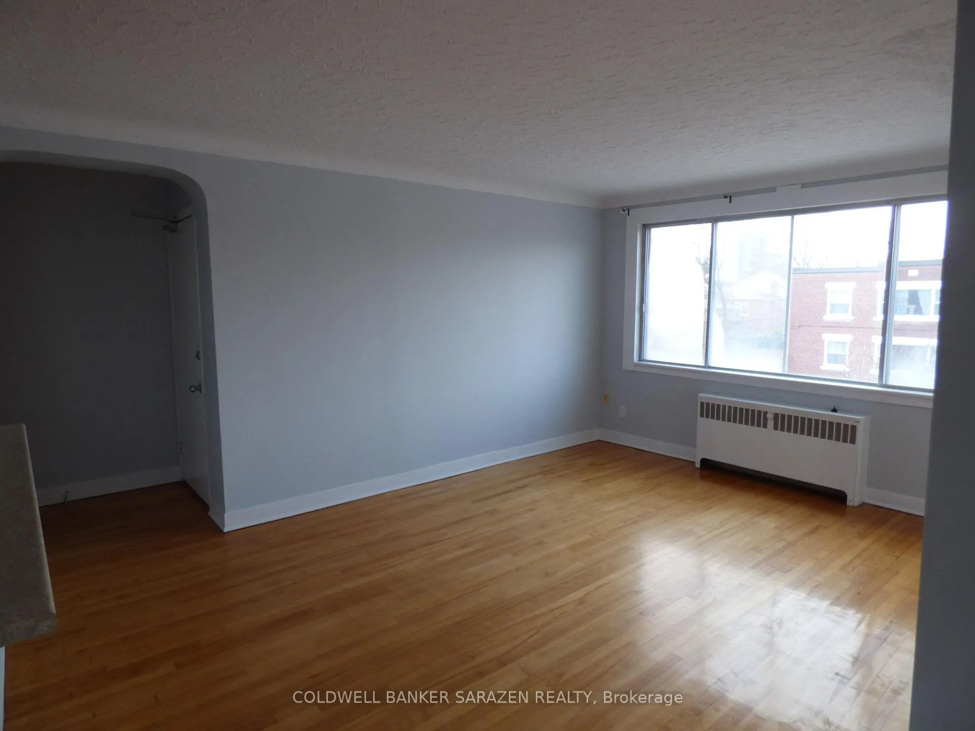 Photo 4 of Unit 6, 683 irene Crescent, Ottawa, Westboro/Hampton Park — HOMEH