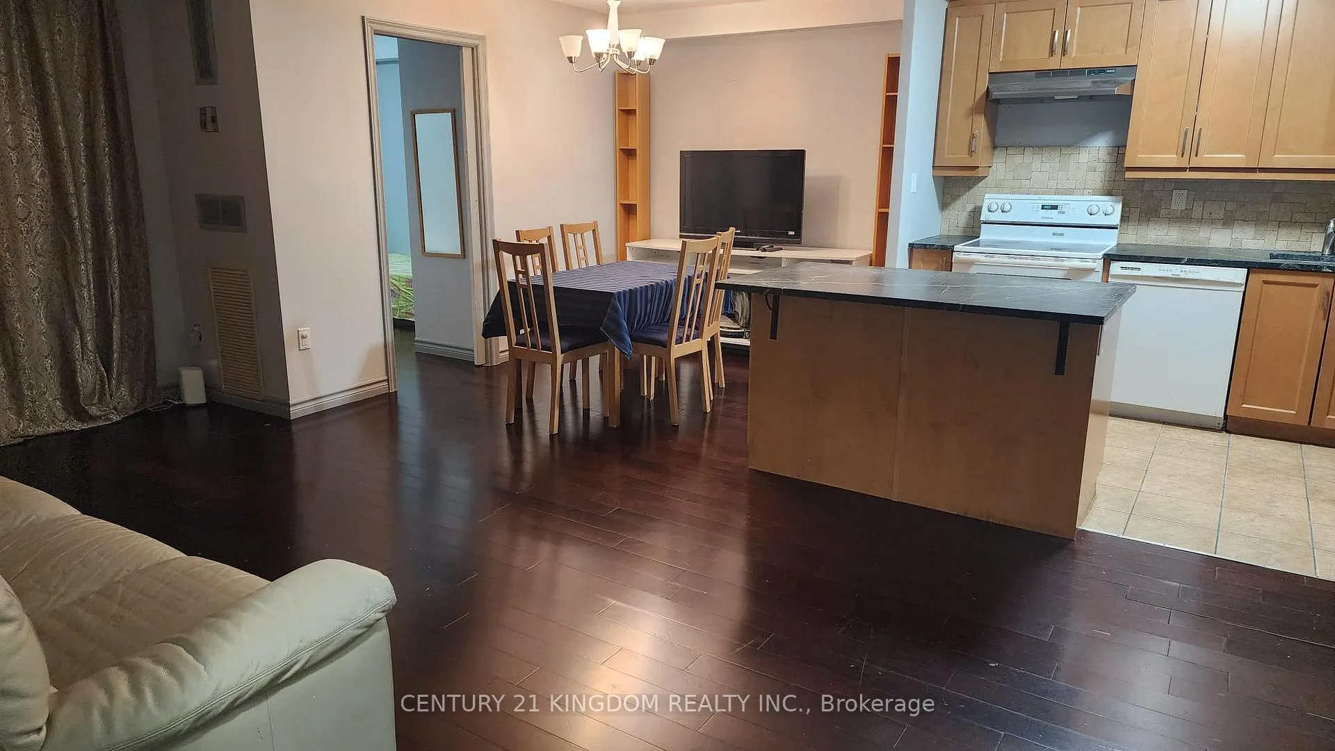 Photo 3 of Unit 1715, 20 Edgecliff Golfway, Toronto, Flemingdon Park — HOMEH