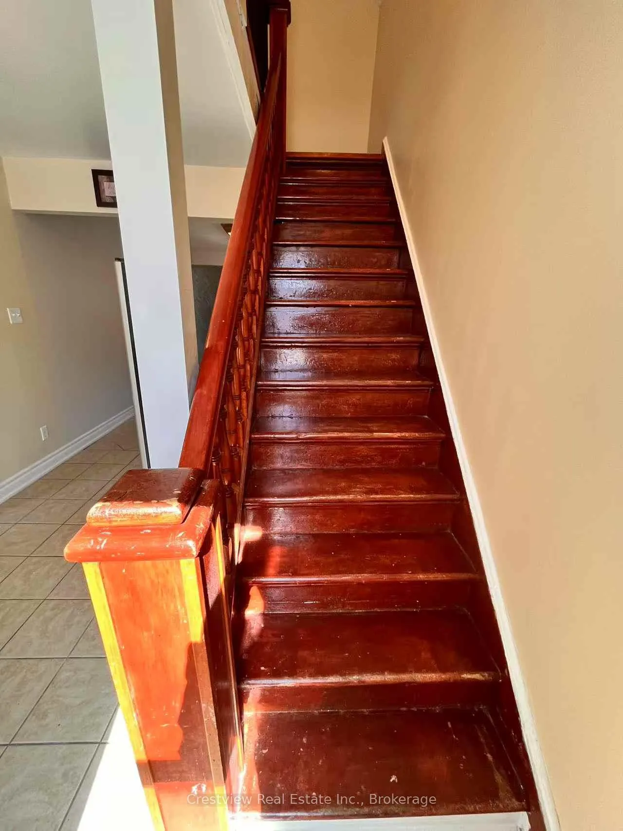 Photo 11 of 96 John Street, Barrie, Sanford — HOMEH