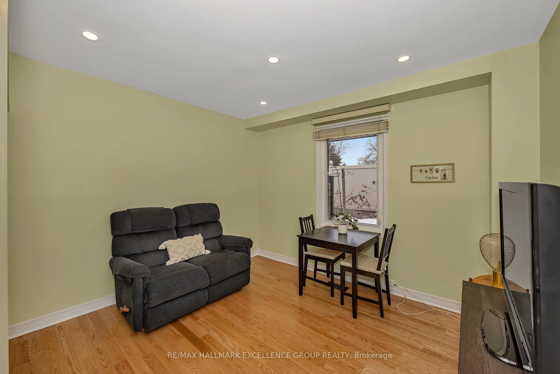 Photo 19 of 2691 Colman Street, Ottawa, Riverside Park — HOMEH