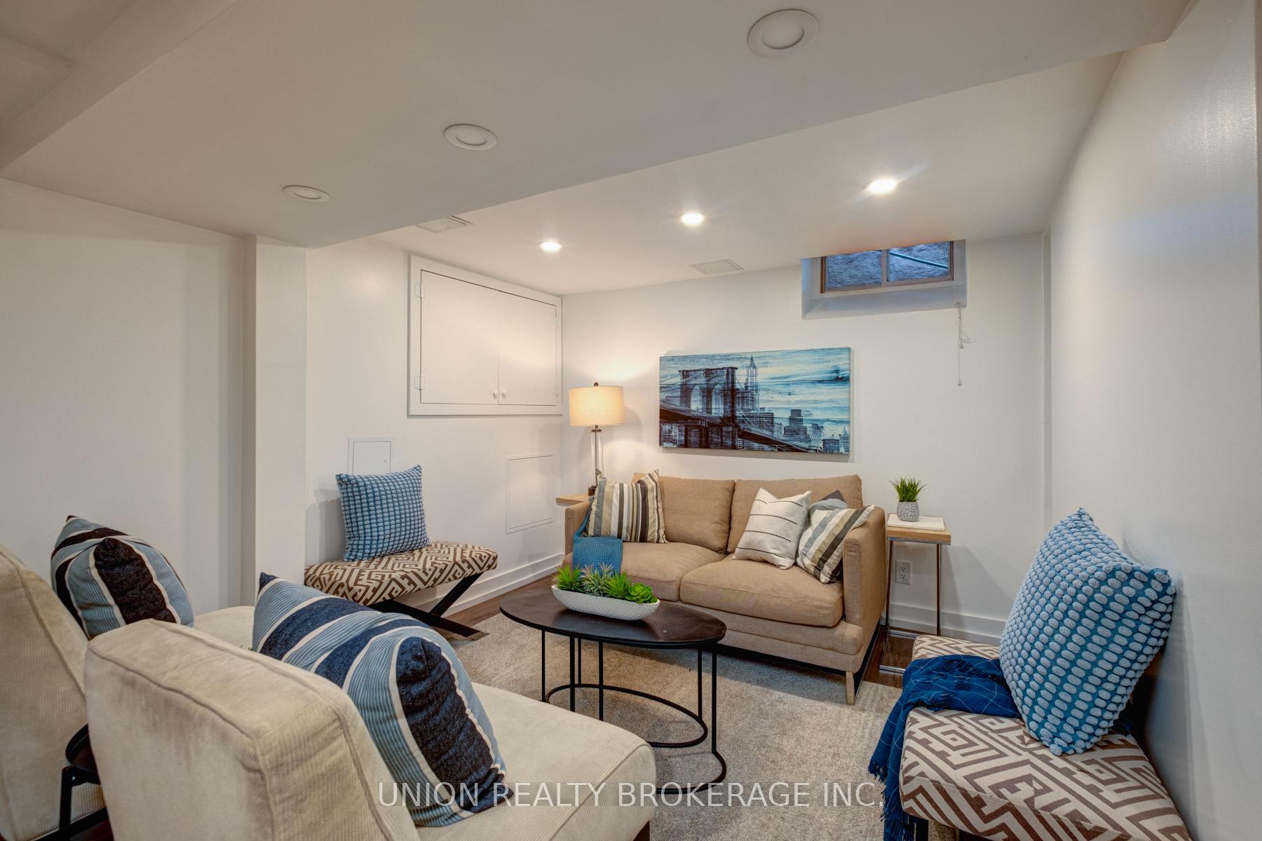 Photo 15 of 186 Leslie Street, Toronto, South Riverdale — HOMEH