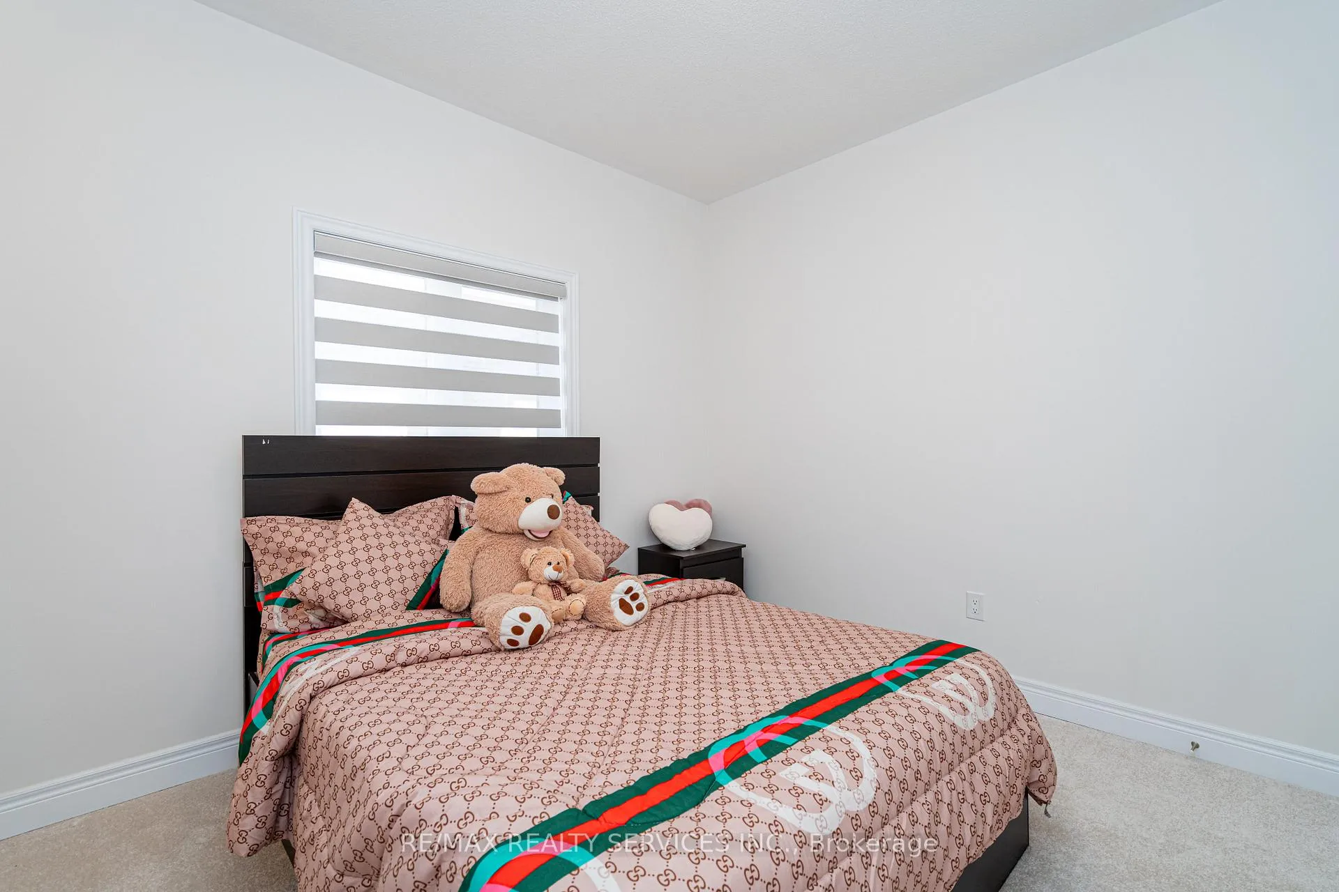 Photo 42 of 40 Icon Street, Brampton, Sandringham-Wellington North — HOMEH