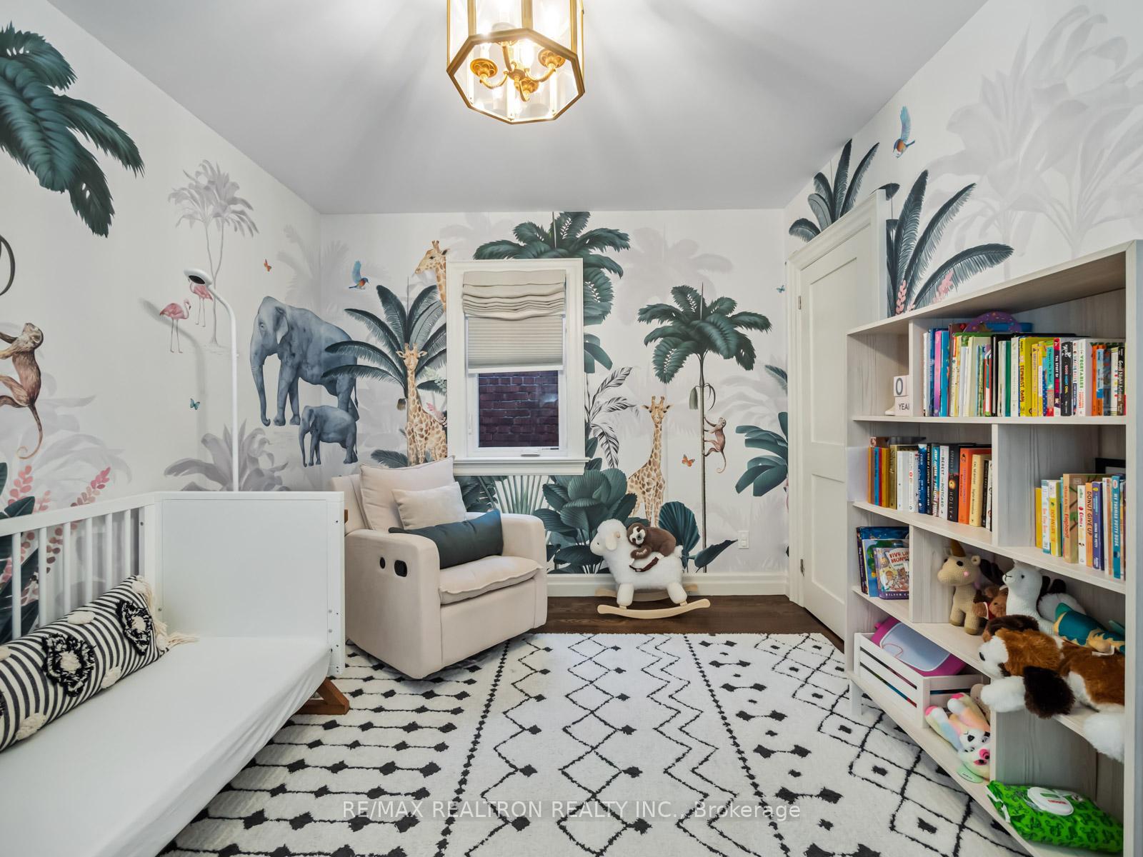 Photo 12 of 517 Northcliffe Boulevard, Toronto, Oakwood Village — HOMEH