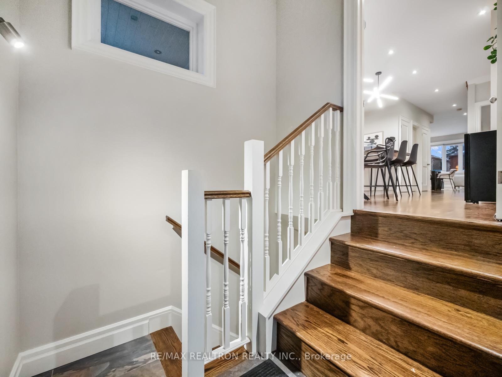 Photo 22 of 517 Northcliffe Boulevard, Toronto, Oakwood Village — HOMEH
