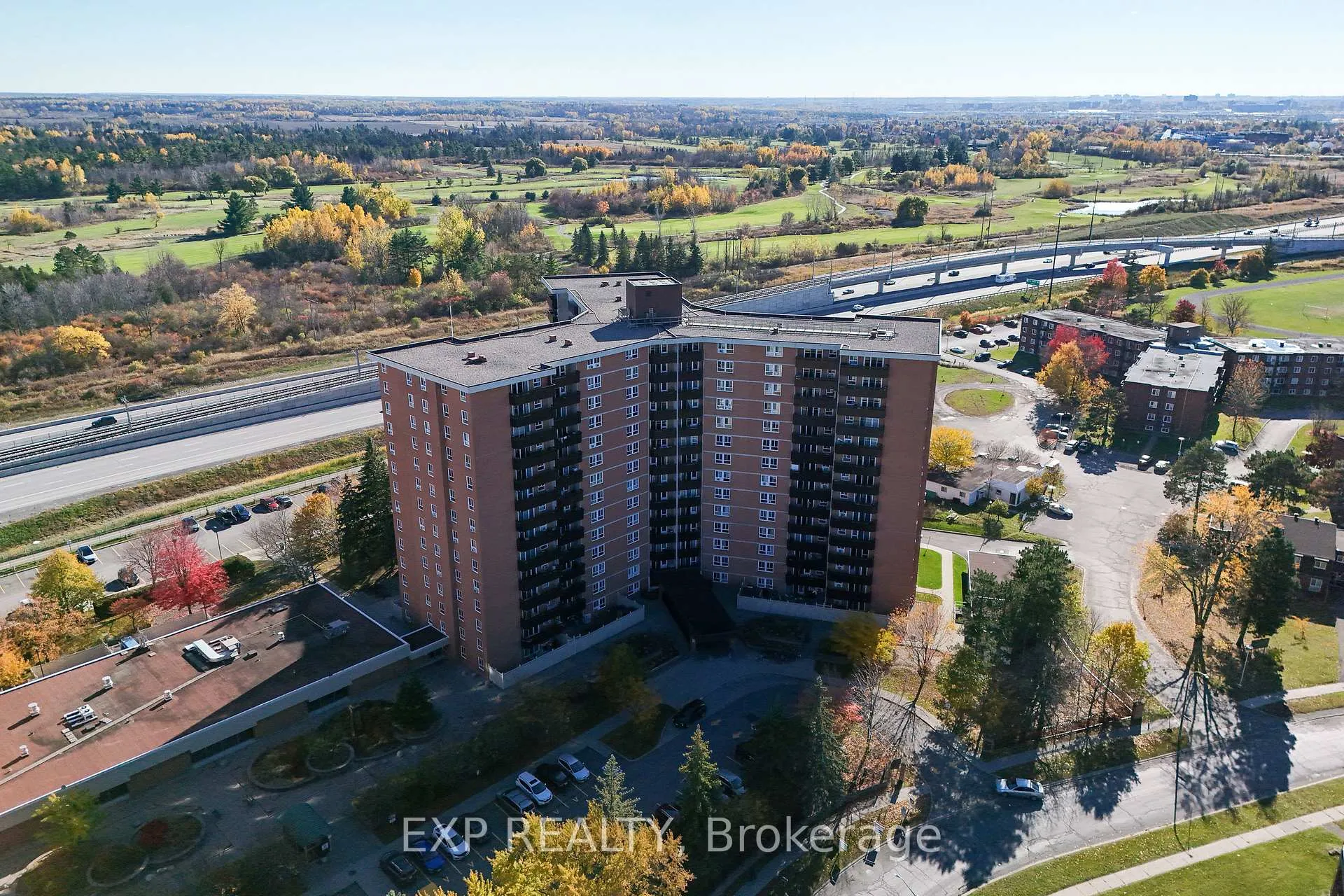 Photo 1 of Unit 415, 2000 Jasmine Crescent, Ottawa, Beacon Hill South — HOMEH
