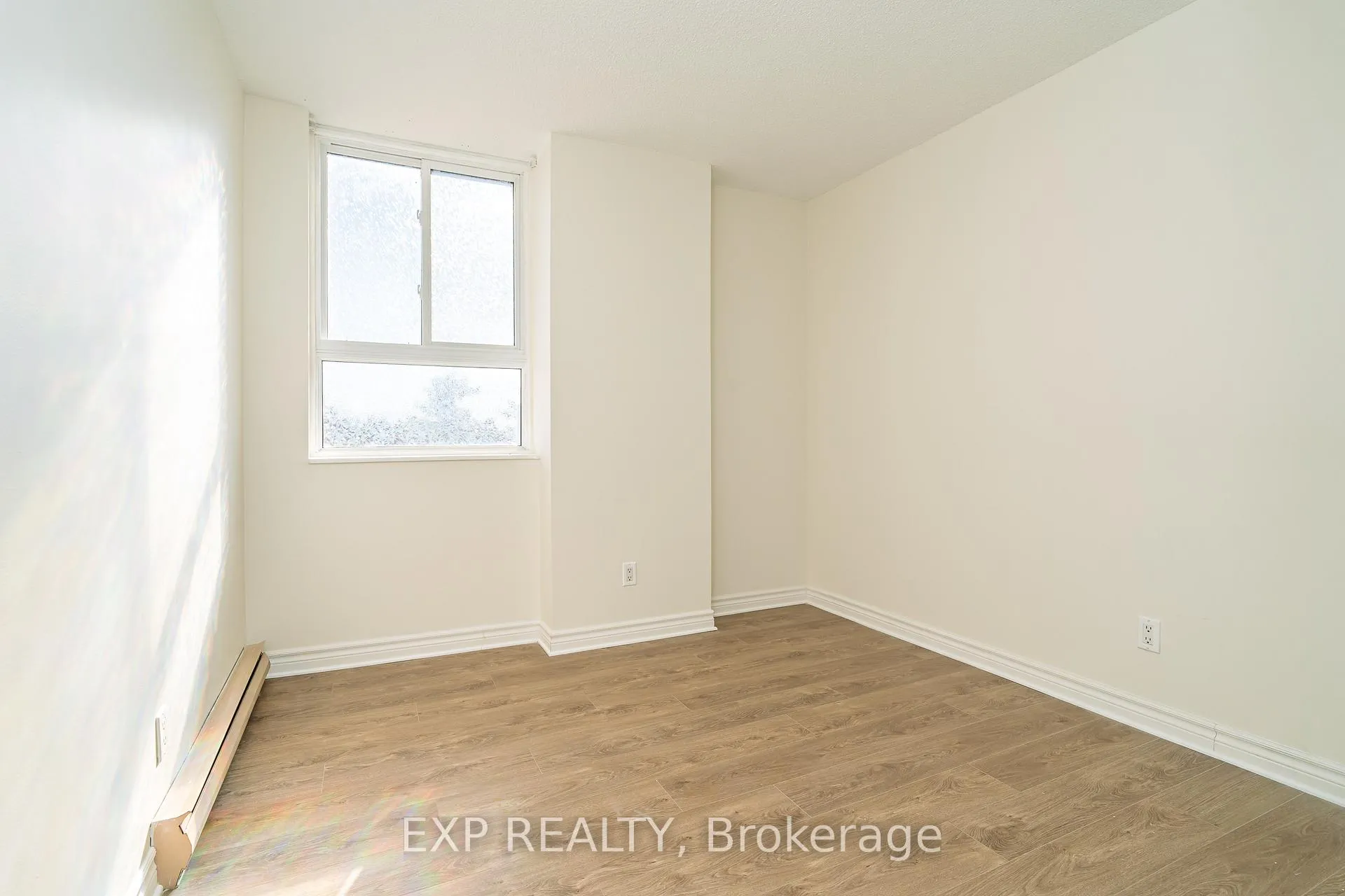 Photo 15 of Unit 415, 2000 Jasmine Crescent, Ottawa, Beacon Hill South — HOMEH