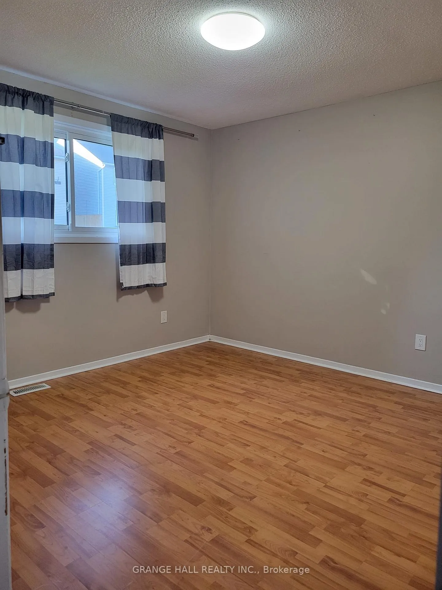 Photo 6 of 195 Keefer Road, Thorold, Confederation Heights — HOMEH