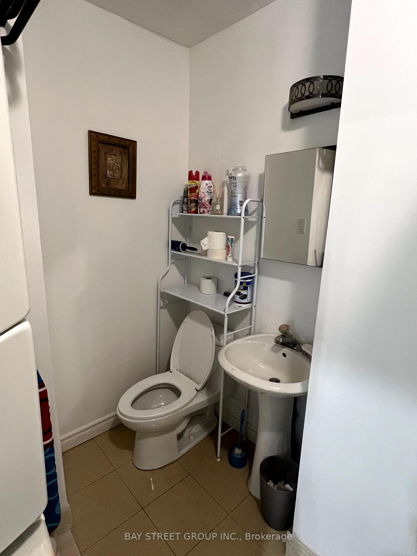 Photo 10 of Unit Upper, 116 Hildenboro Square, Scarborough, L'Amoreaux — HOMEH