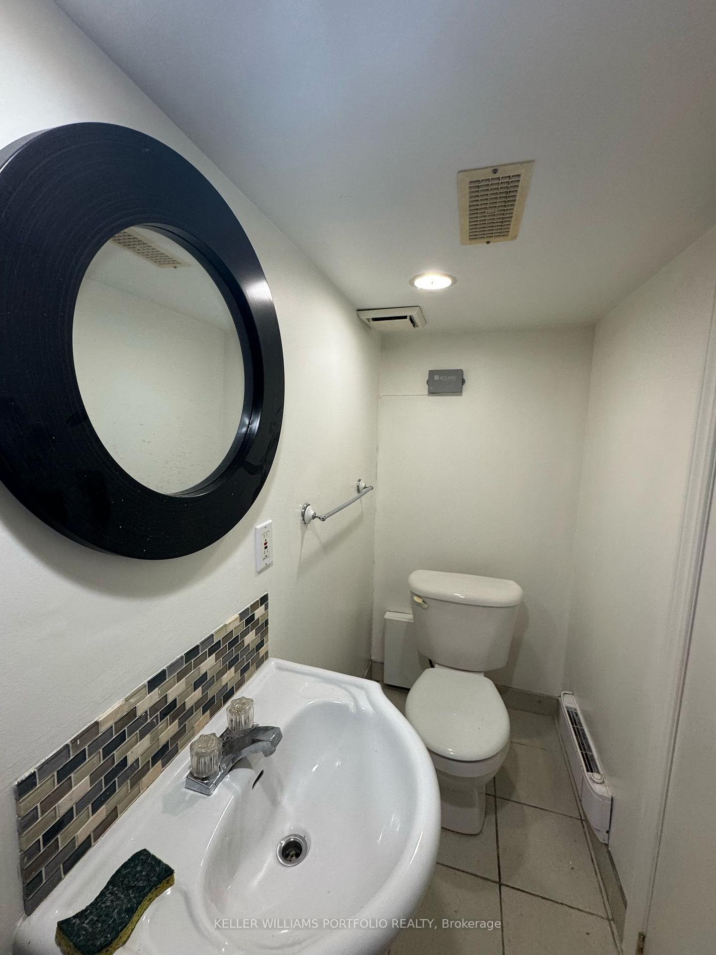 Photo 10 of Unit Bsmt, 54 Herbert Avenue, Toronto, The Beaches — HOMEH