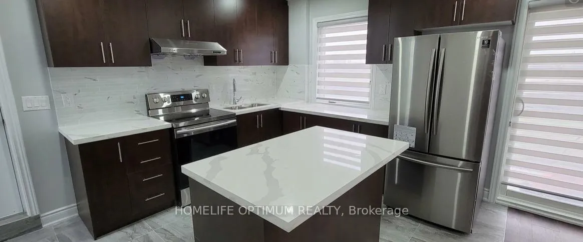 Photo 2 of Unit B, 165 Russell Creek Drive, Brampton, Sandringham-Wellington North — HOMEH