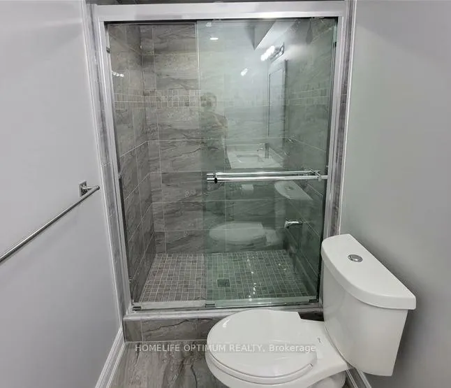 Photo 6 of Unit B, 165 Russell Creek Drive, Brampton, Sandringham-Wellington North — HOMEH