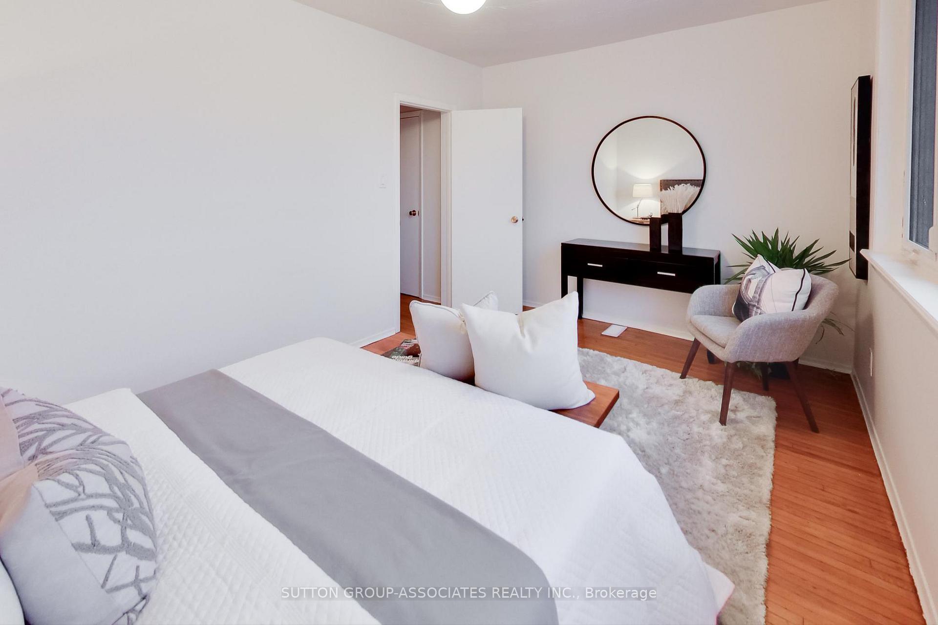 Photo 9 of 325 Lauder Avenue, Toronto, Oakwood Village — HOMEH