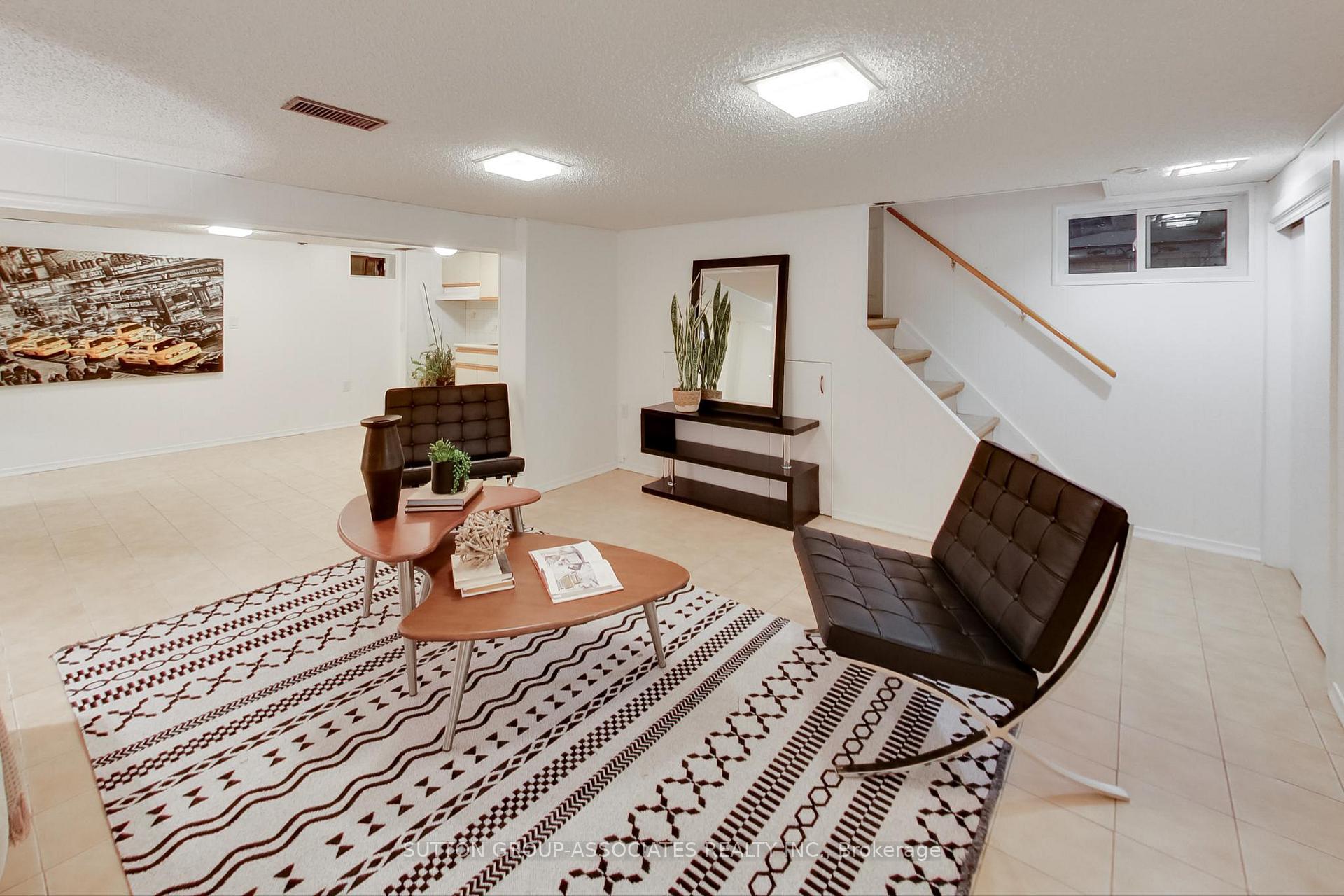 Photo 17 of 325 Lauder Avenue, Toronto, Oakwood Village — HOMEH
