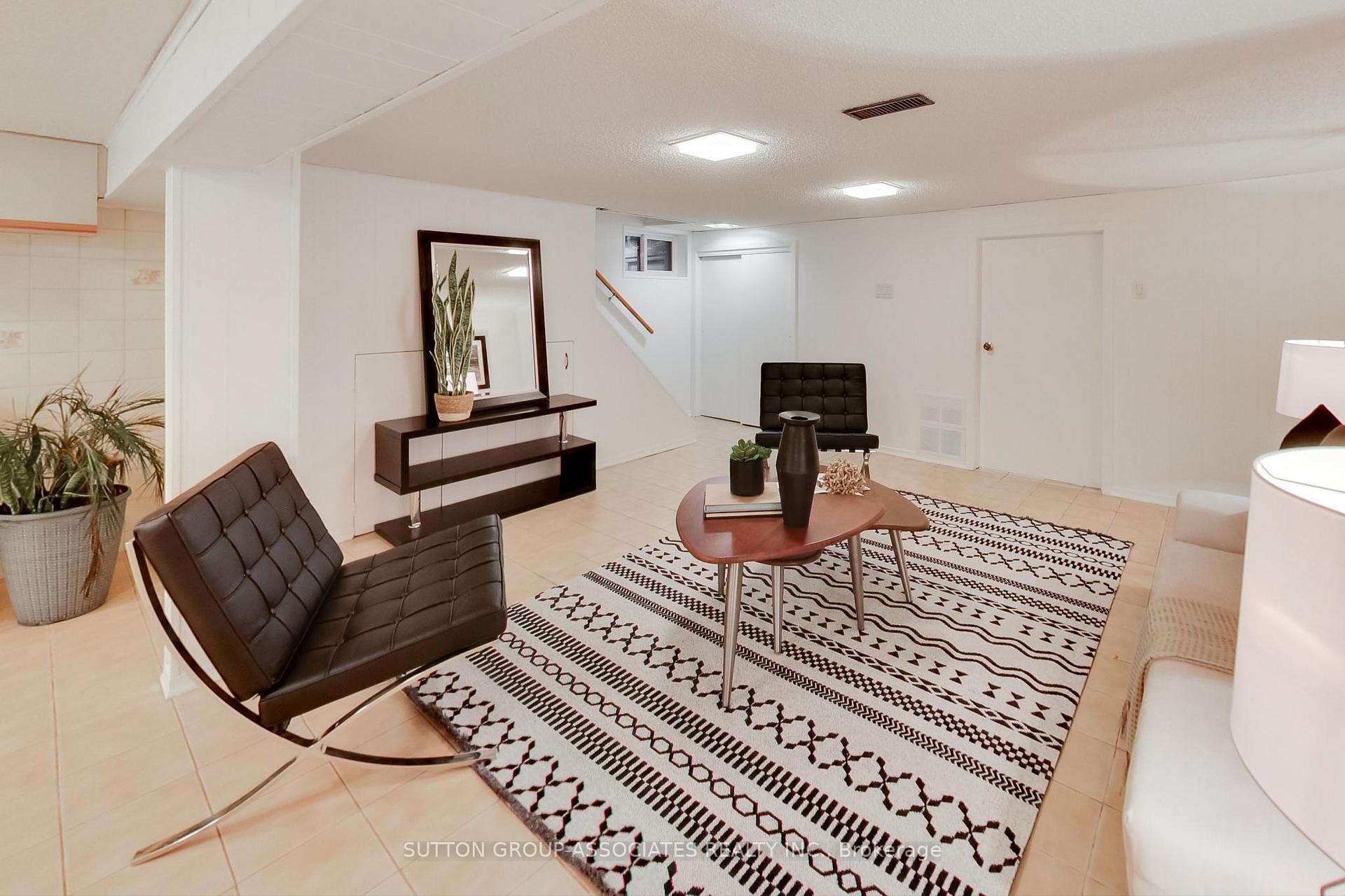 Photo 23 of 325 Lauder Avenue, Toronto, Oakwood Village — HOMEH