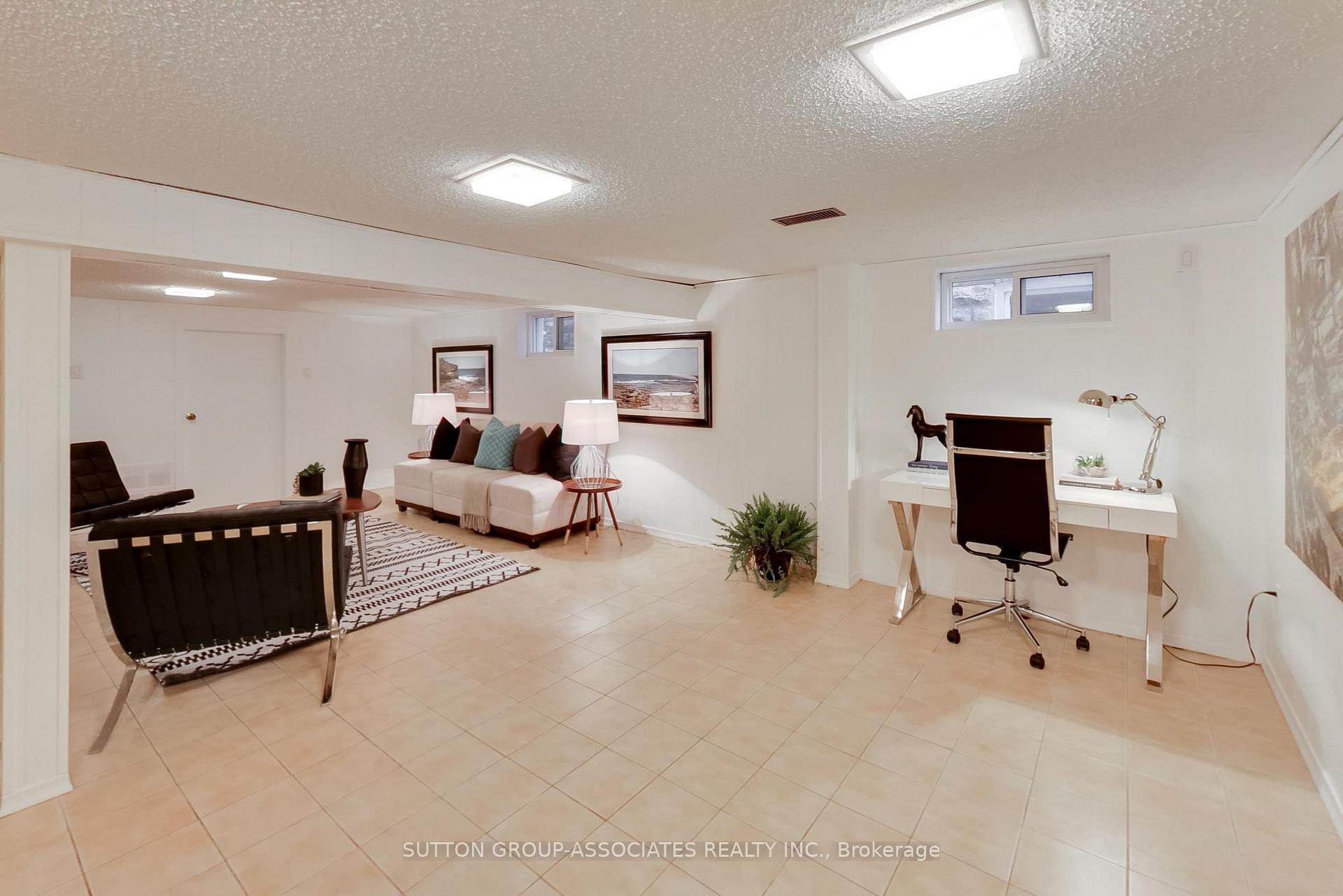 Photo 25 of 325 Lauder Avenue, Toronto, Oakwood Village — HOMEH
