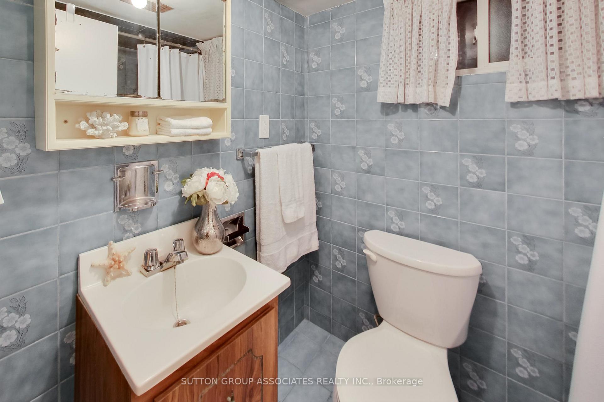 Photo 29 of 325 Lauder Avenue, Toronto, Oakwood Village — HOMEH