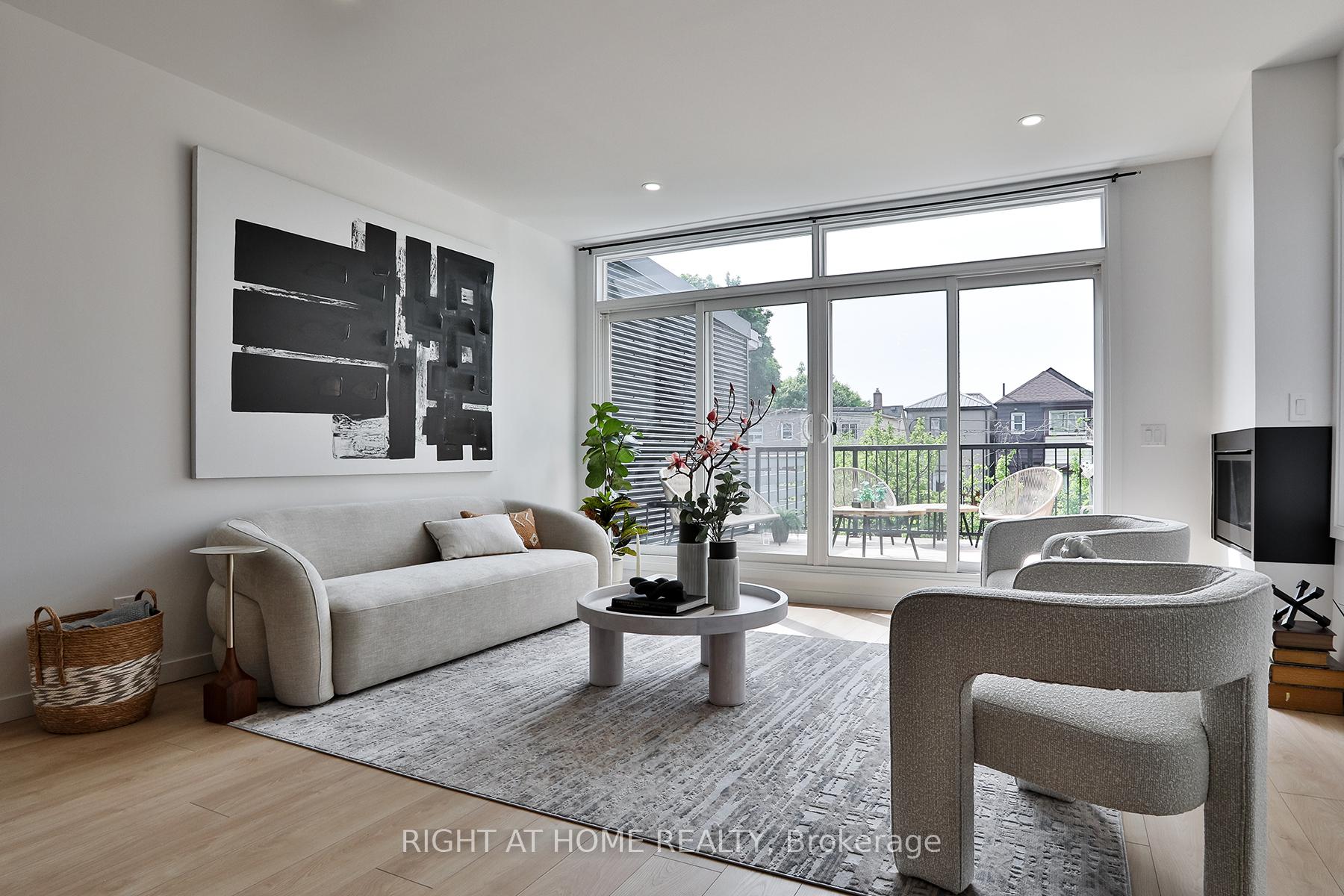 Photo 14 of 115 Merrill Avenue E, Toronto, Woodbine Corridor — HOMEH