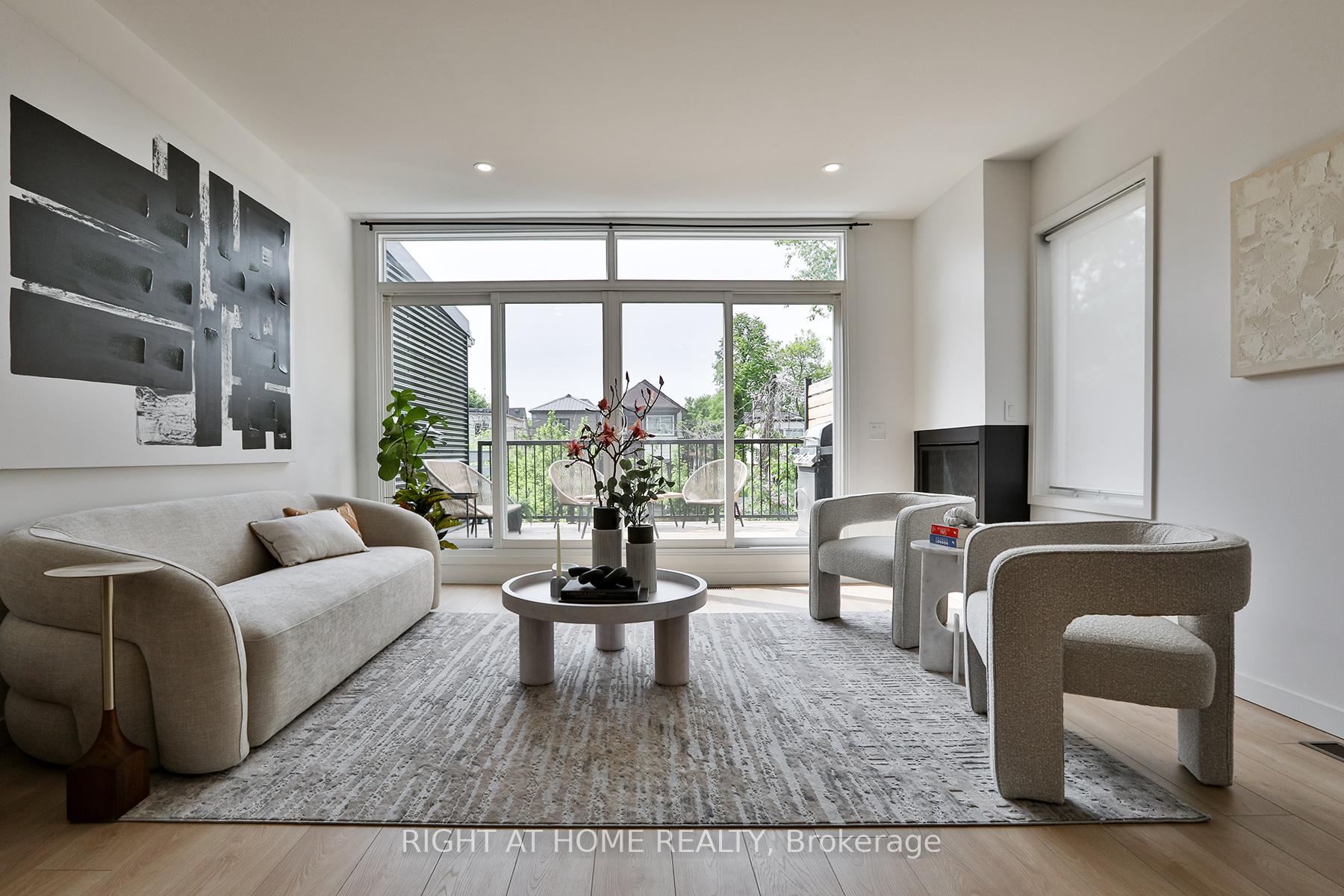 Photo 15 of 115 Merrill Avenue E, Toronto, Woodbine Corridor — HOMEH