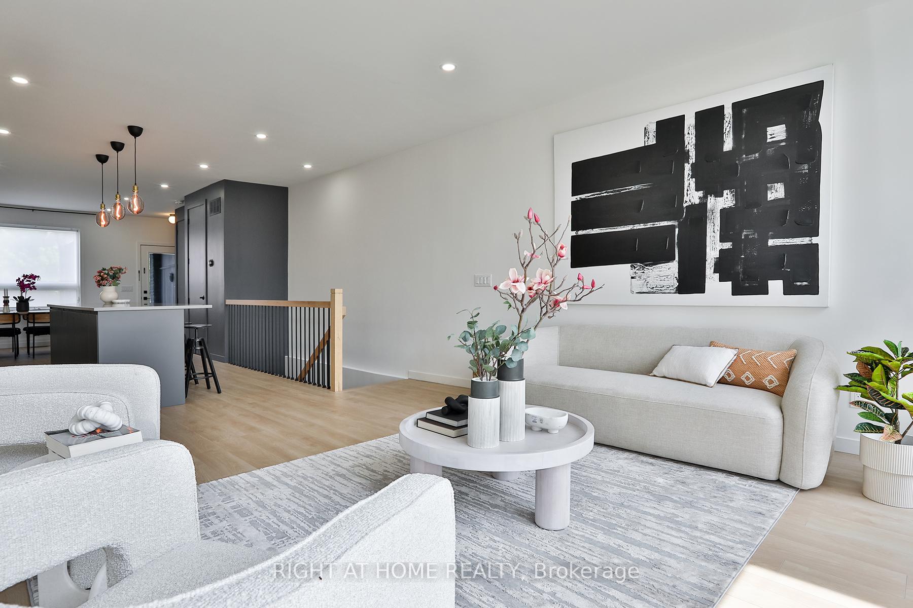 Photo 16 of 115 Merrill Avenue E, Toronto, Woodbine Corridor — HOMEH