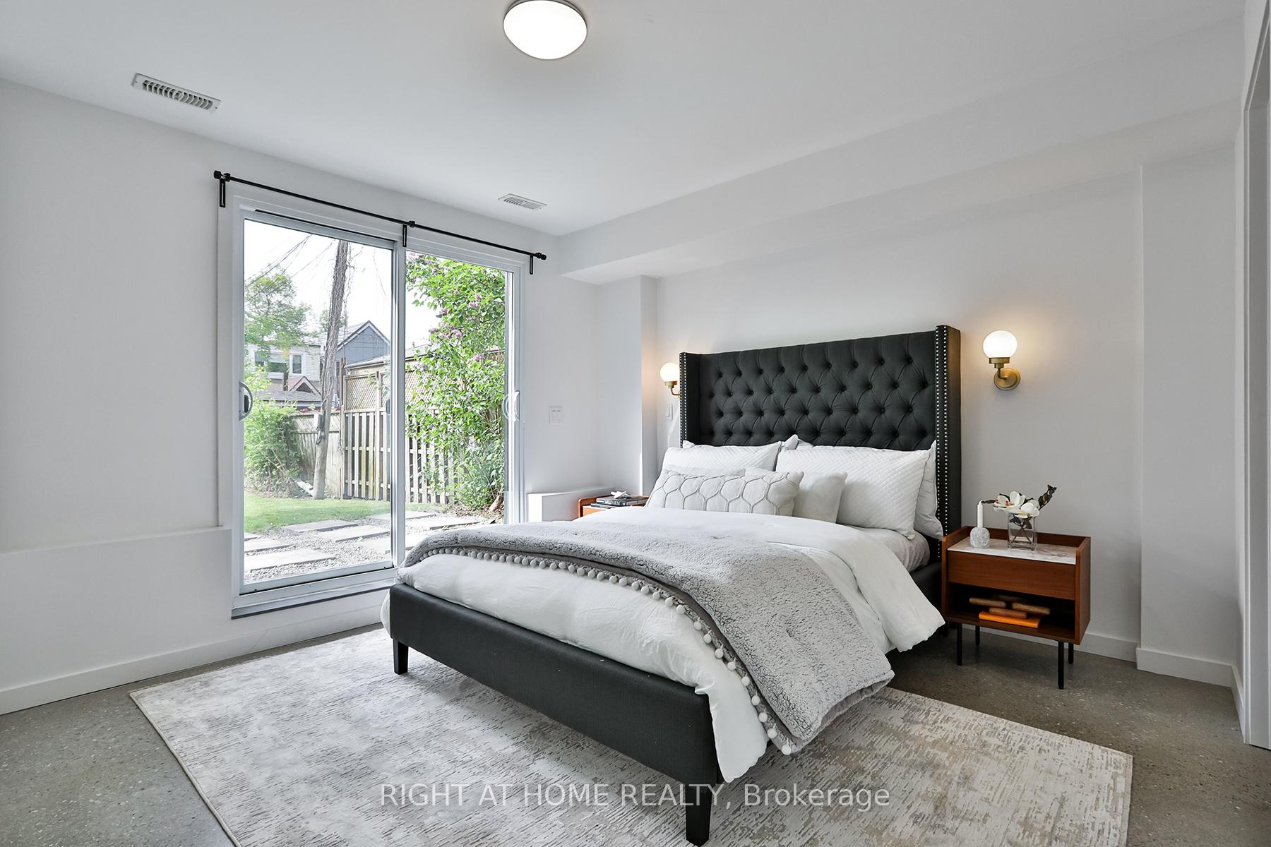Photo 22 of 115 Merrill Avenue E, Toronto, Woodbine Corridor — HOMEH