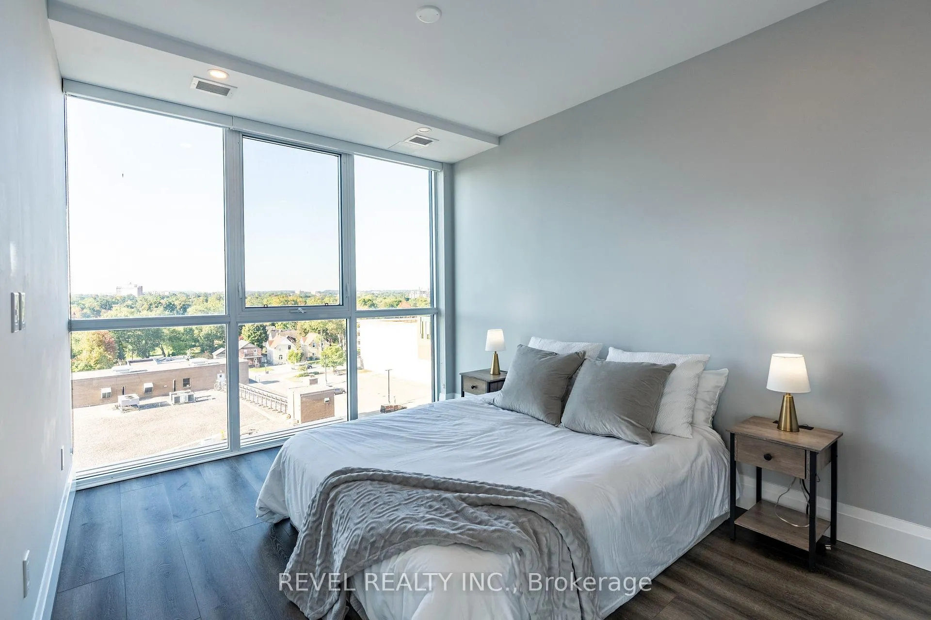 Photo 11 of Unit 5, 60 Charles Street W, Kitchener — HOMEH