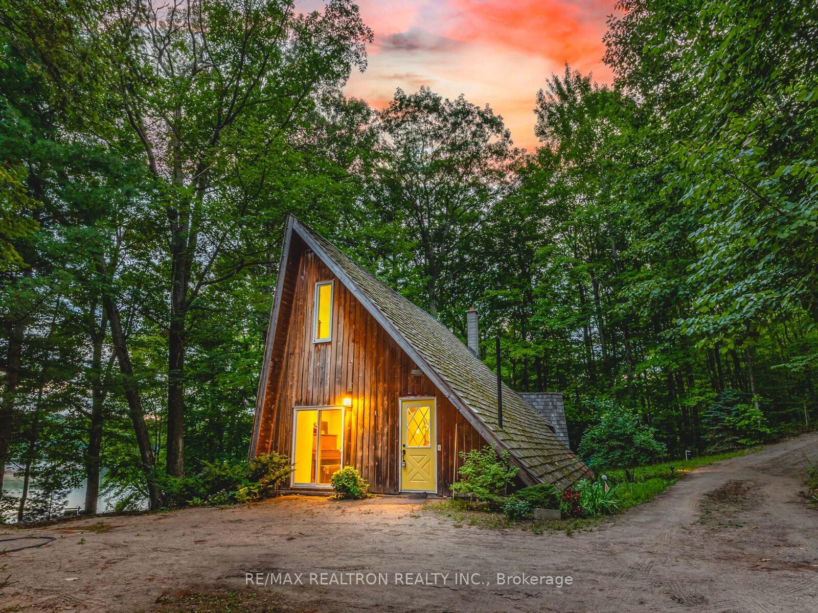 Photo 45 of 102-104 Farlain Lake Road E, Tiny, Rural Tiny — HOMEH