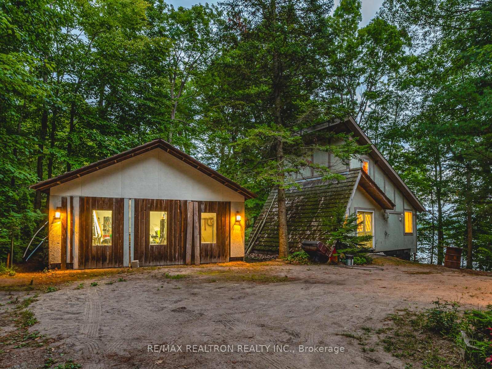 Photo 46 of 102-104 Farlain Lake Road E, Tiny, Rural Tiny — HOMEH