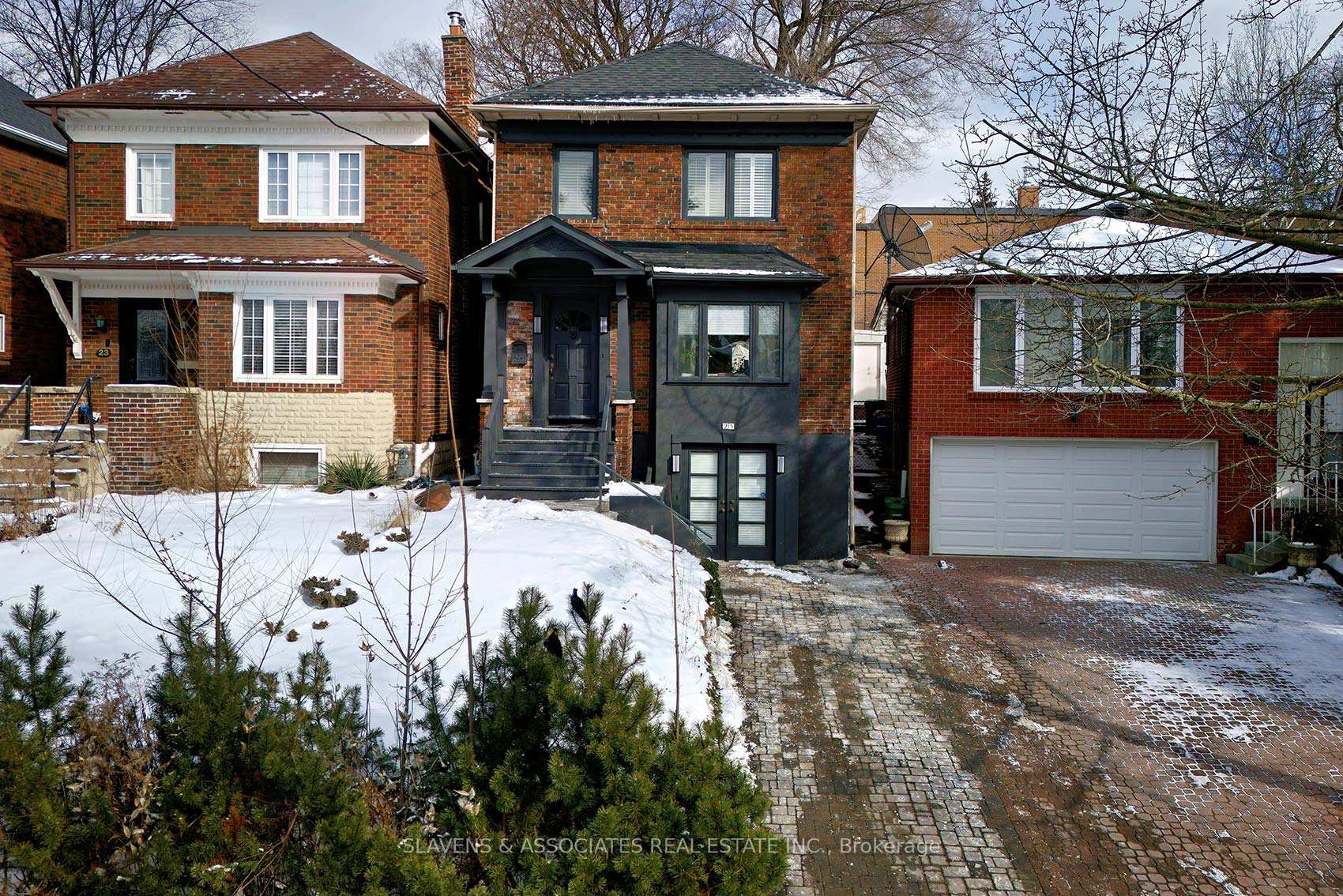 Photo 1 of 25 Dundurn Crescent, Toronto, Oakwood Village — HOMEH