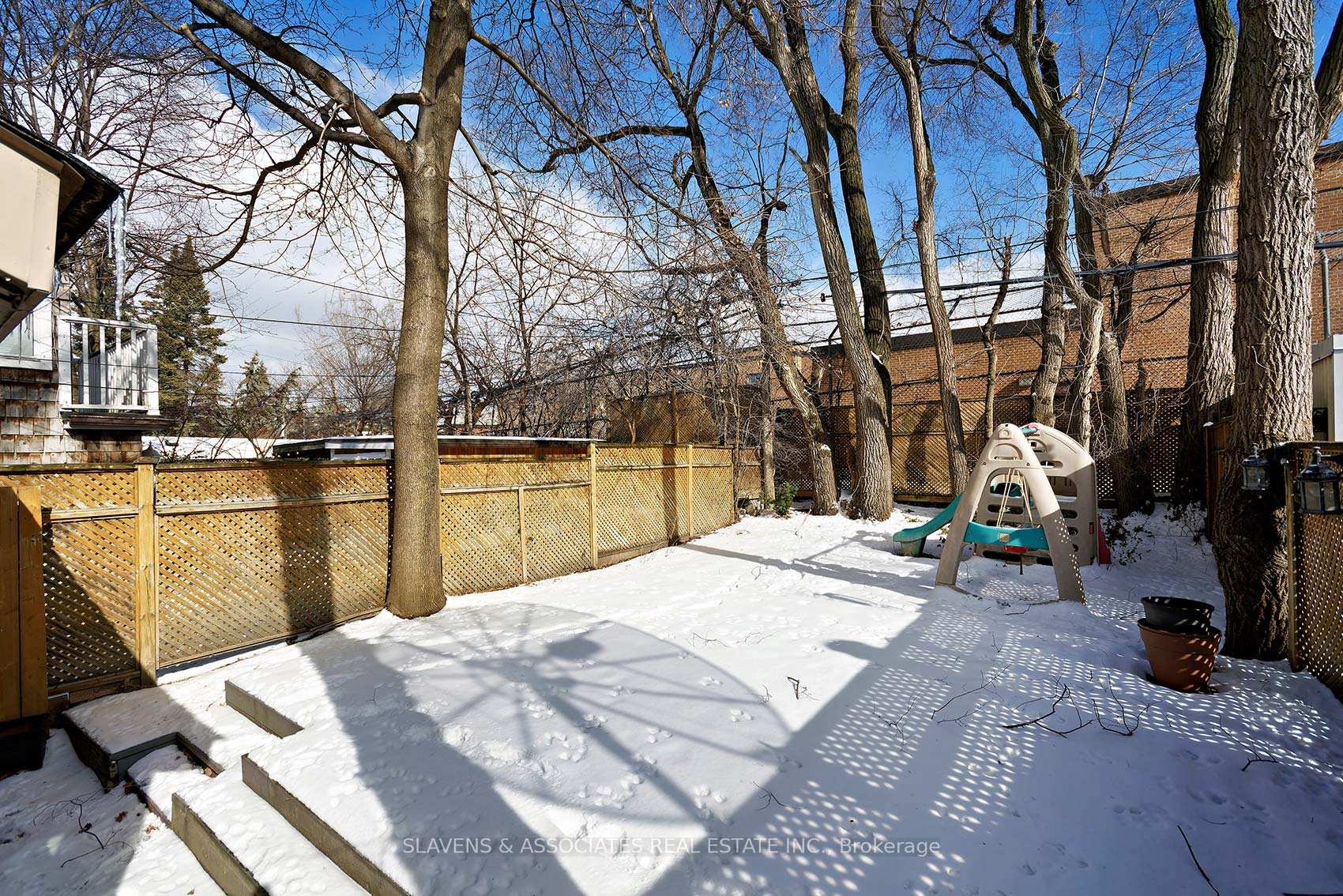 Photo 33 of 25 Dundurn Crescent, Toronto, Oakwood Village — HOMEH