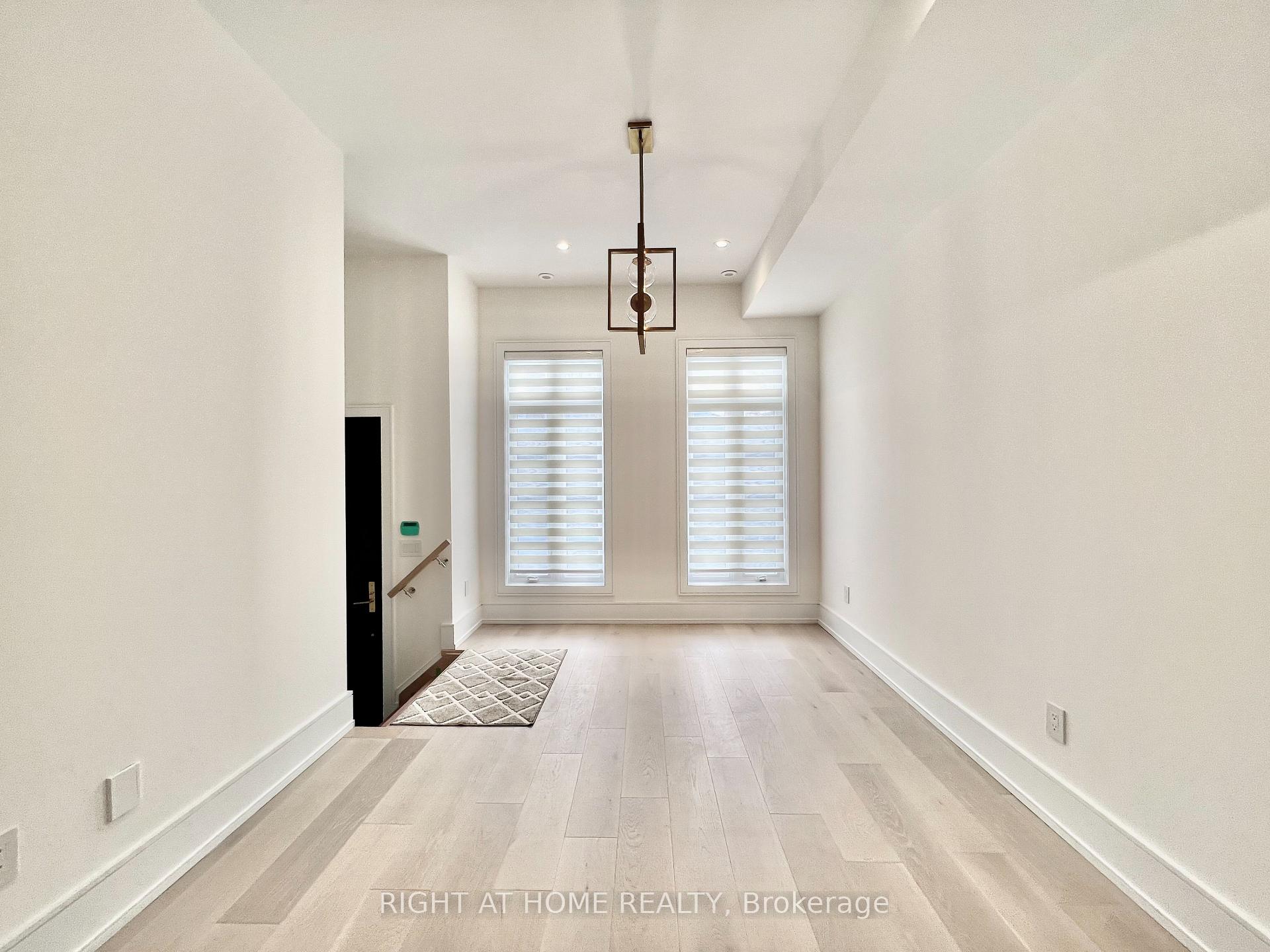 Photo 8 of 34 Hillhurst Boulevard, Toronto, Lawrence Park South — HOMEH