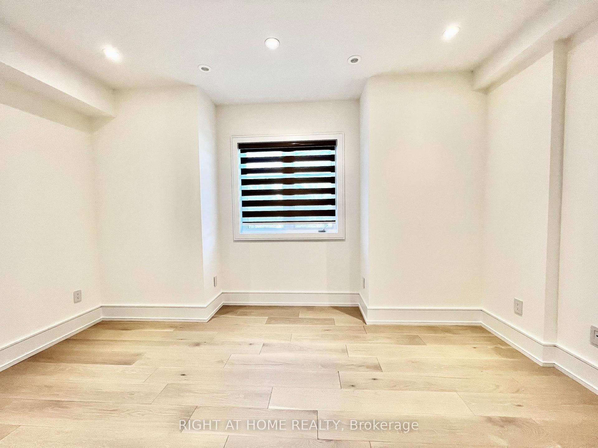 Photo 16 of 34 Hillhurst Boulevard, Toronto, Lawrence Park South — HOMEH